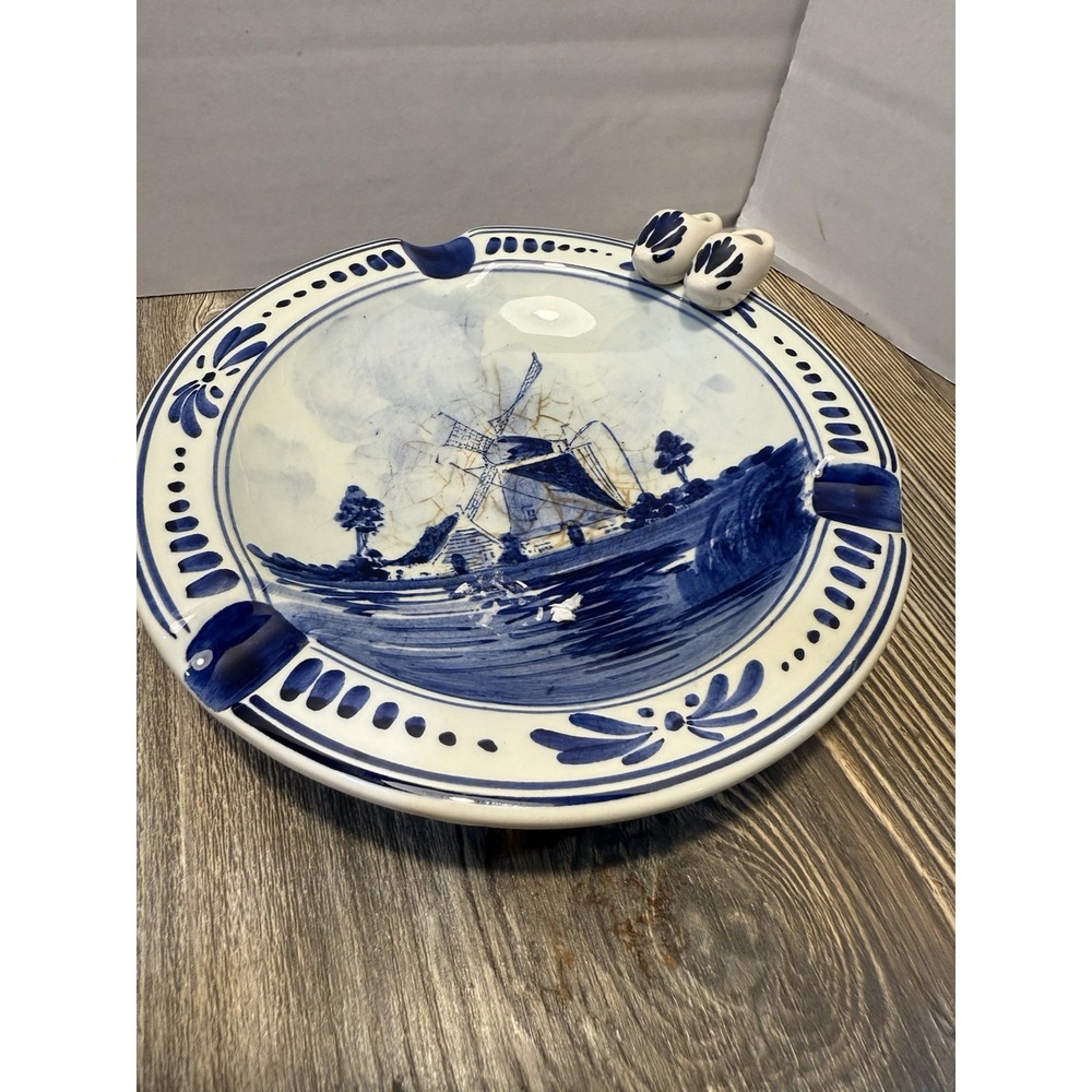 Vtg Hand Painted Blue H1 Delft‎ Windmill Clogs Round Ashtray